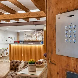 *** Hotel 977 Spanien